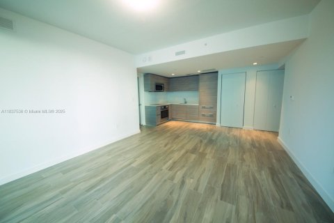 Condominio en venta en Miami, Florida, 1 dormitorio, 52.95 m2 № 1822167 - foto 3