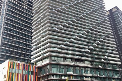 Condominio en venta en Miami, Florida, 1 dormitorio, 52.95 m2 № 1822167 - foto 1