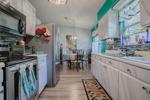 Casa en venta en Webster, Florida, 2 dormitorios, 99.96 m2 № 1526112 - foto 8