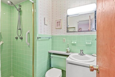 Casa en venta en Orlando, Florida, 4 dormitorios, 179.67 m2 № 1910798 - foto 22