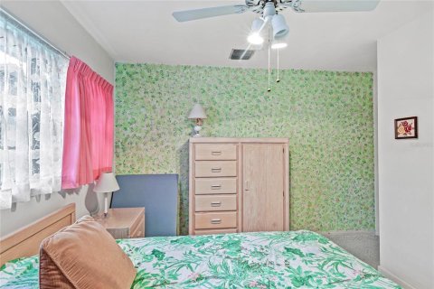 Casa en venta en Orlando, Florida, 4 dormitorios, 179.67 m2 № 1910798 - foto 24