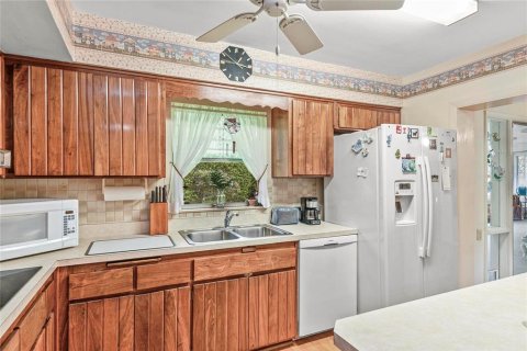 Casa en venta en Orlando, Florida, 4 dormitorios, 179.67 m2 № 1910798 - foto 14