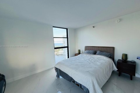 Condo in Aventura, Florida, 2 bedrooms  № 2013529 - photo 10