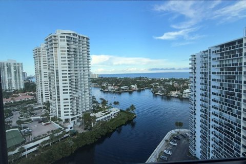 Condo in Aventura, Florida, 2 bedrooms  № 2013529