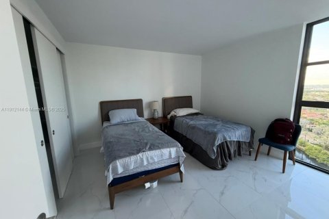 Condo in Aventura, Florida, 2 bedrooms  № 2013529 - photo 6