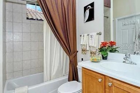 Condo in Lakewood Ranch, Florida, 3 bedrooms  № 1592657 - photo 23