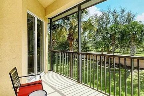 Снять в аренду кондоминиум в Лейквуд Ранч, Флорида 3 комнаты, 168.34м2, № 1592657 - фото 28