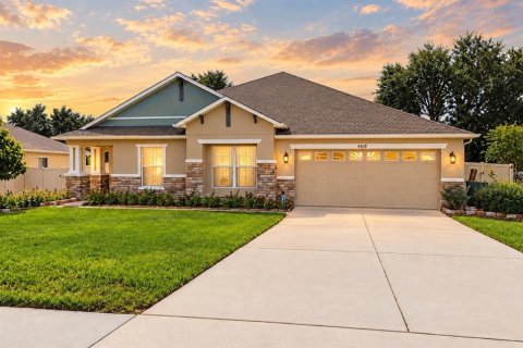 Casa en Clermont, Florida 3 dormitorios, 205.5 m2 № 2386263