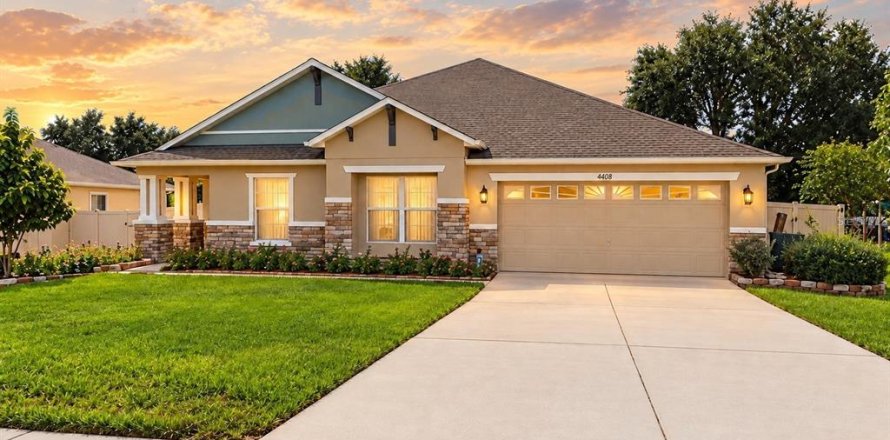 Casa en Clermont, Florida 3 dormitorios, 205.5 m2 № 2386263