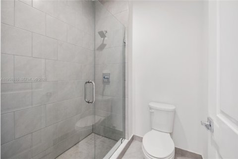 House in Miramar, Florida 5 bedrooms, 330.64 sq.m. № 2010451 - photo 29