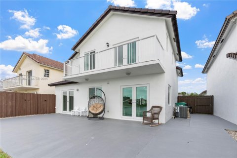 Casa en alquiler en Miami, Florida, 3 dormitorios, 167.6 m2 № 2017155 - foto 30