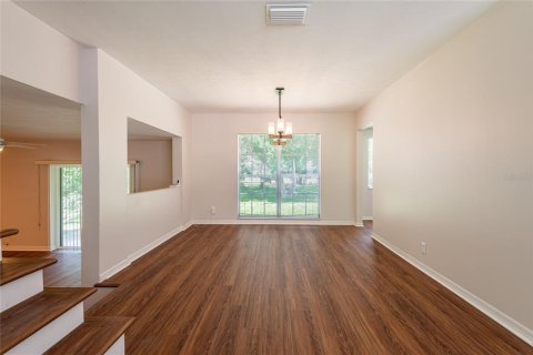 Casa en venta en Temple Terrace, Florida, 4 dormitorios, 199.93 m2 № 1804680 - foto 12