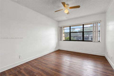Adosado en venta en Delray Beach, Florida, 4 dormitorios, 148.27 m2 № 1950807 - foto 23