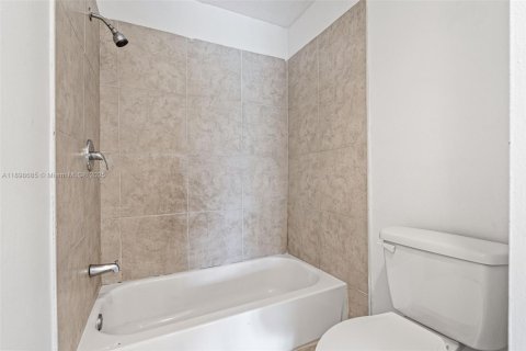 Adosado en venta en Delray Beach, Florida, 4 dormitorios, 148.27 m2 № 1950807 - foto 21
