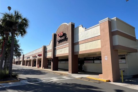 Propiedad comercial en alquiler en Altamonte Springs, Florida, 6007.62 m2 № 2142896 - foto 3
