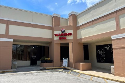 Propiedad comercial en alquiler en Altamonte Springs, Florida, 6007.62 m2 № 2142896 - foto 13