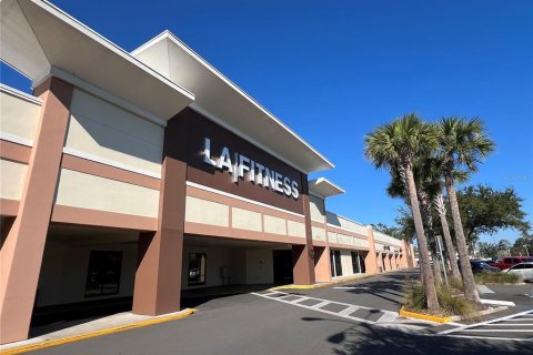 Propiedad comercial en Altamonte Springs, Florida 6007.62 m2 № 2142896