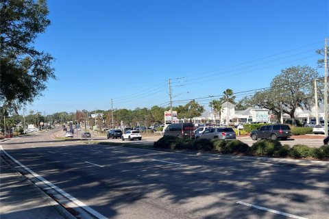 Propiedad comercial en alquiler en Altamonte Springs, Florida, 6007.62 m2 № 2142896 - foto 10