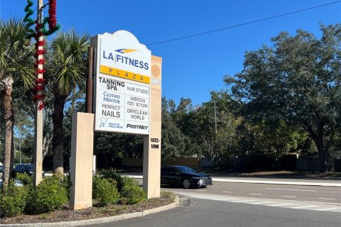 Propiedad comercial en alquiler en Altamonte Springs, Florida, 6007.62 m2 № 2142896 - foto 11