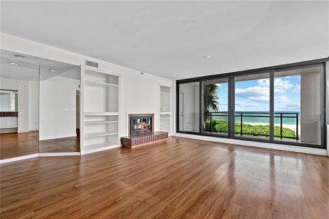 Condo in Longboat Key, Florida, 3 bedrooms  № 1883482 - photo 17