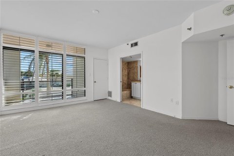 Condo in Longboat Key, Florida, 3 bedrooms  № 1883482 - photo 27