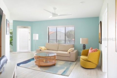 Copropriété à vendre à Saint Petersburg, Floride: 2 chambres, 77.11 m2 № 2129551 - photo 6