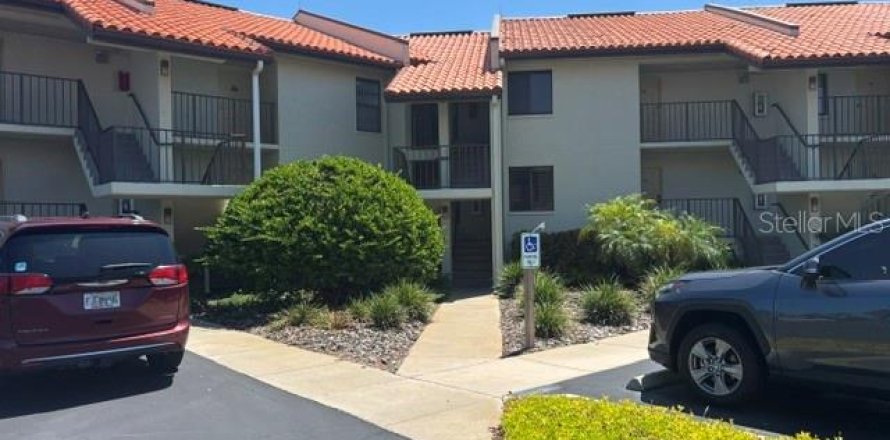 Condo à Saint Petersburg, Floride, 2 chambres  № 2129551