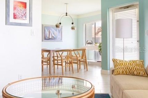 Copropriété à vendre à Saint Petersburg, Floride: 2 chambres, 77.11 m2 № 2129551 - photo 11