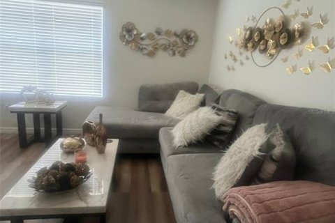 Casa en alquiler en Haines City, Florida, 4 dormitorios, 173.45 m2 № 1918923 - foto 4