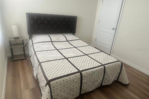 Casa en alquiler en Haines City, Florida, 4 dormitorios, 173.45 m2 № 1918923 - foto 15