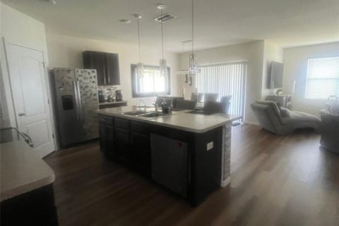 Casa en alquiler en Haines City, Florida, 4 dormitorios, 173.45 m2 № 1918923 - foto 9