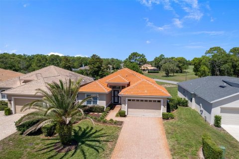 Casa en venta en Weeki Wachee, Florida, 2 dormitorios, 163.23 m2 № 2156211 - foto 2