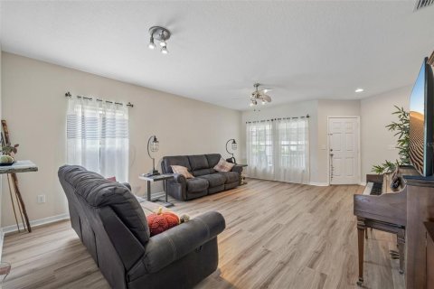 Villa ou maison à vendre à Fish Hawk, Floride: 4 chambres, 202.16 m2 № 2414915 - photo 6