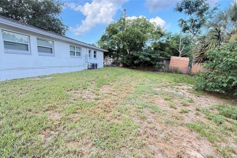 Casa en venta en Apopka, Florida, 4 dormitorios, 107.58 m2 № 1831609 - foto 16