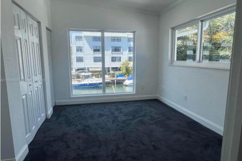 Copropriété à louer à North Miami Beach, Floride: 2 chambres, 97.55 m2 № 2064041 - photo 27
