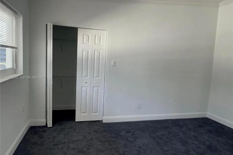 Copropriété à louer à North Miami Beach, Floride: 2 chambres, 97.55 m2 № 2064041 - photo 16