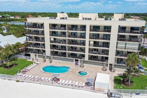 Condo in Indian Rocks Beach, Florida, 3 bedrooms  № 2220357