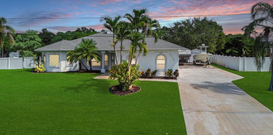 Villa ou maison à Port St. Lucie, Floride 3 chambres, 185.71 m2 № 2426389