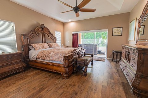 Villa ou maison à vendre à Port St. Lucie, Floride: 3 chambres, 185.71 m2 № 2426389 - photo 14
