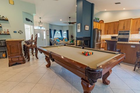 Villa ou maison à vendre à Port St. Lucie, Floride: 3 chambres, 185.71 m2 № 2426389 - photo 8