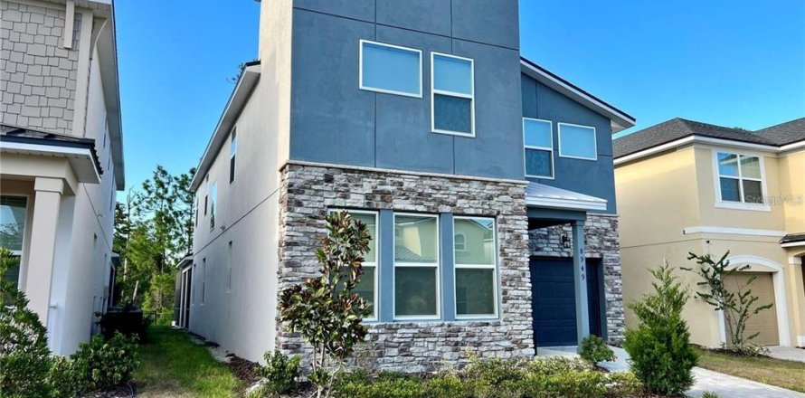 Villa ou maison à Kissimmee, Floride 6 chambres, 277.5 m2 № 1509870