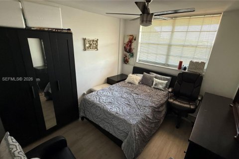 Condominio en alquiler en Lighthouse Point, Florida, 2 dormitorios, 91.42 m2 № 2030796 - foto 7