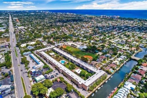 Condominio en alquiler en Lighthouse Point, Florida, 2 dormitorios, 91.42 m2 № 2030796 - foto 19