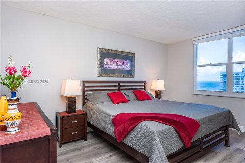 Condominio en venta en Hollywood, Florida, 1 dormitorio, 77.57 m2 № 2023353 - foto 19