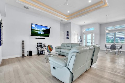 Villa ou maison à vendre à Punta Gorda, Floride: 3 chambres, 200.58 m2 № 2277799 - photo 5