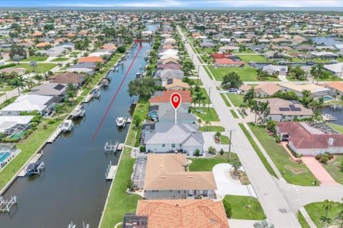 Villa ou maison à vendre à Punta Gorda, Floride: 3 chambres, 200.58 m2 № 2277799 - photo 3