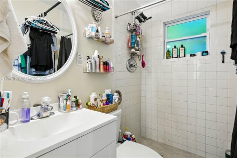 Снять в аренду виллу или дом в Уэст-Палм-Бич, Флорида 19.97м2, № 2004457 - фото 2