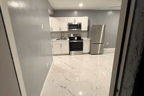 Immobilier commercial à louer à Lauderhill, Floride: 1 chambre, 231.61 m2 № 2348537 - photo 13