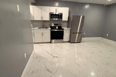 Immobilier commercial à louer à Lauderhill, Floride: 1 chambre, 231.61 m2 № 2348537 - photo 7