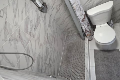 Condominio en venta en Lauderhill, Florida, 1 dormitorio, 92.9 m2 № 2043855 - foto 22